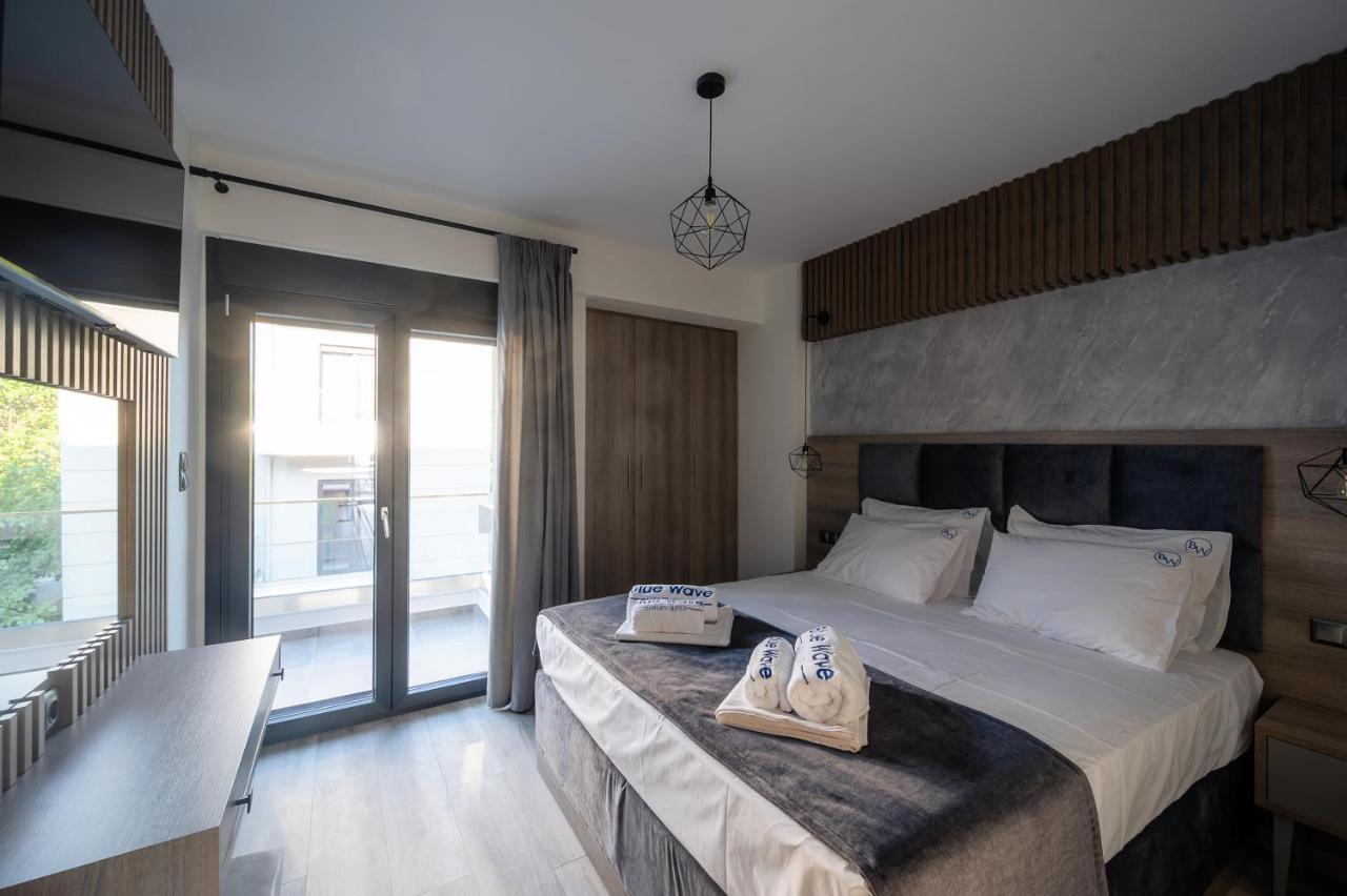 Blue Wave Luxury Suites Nea Iraklitsa Esterno foto
