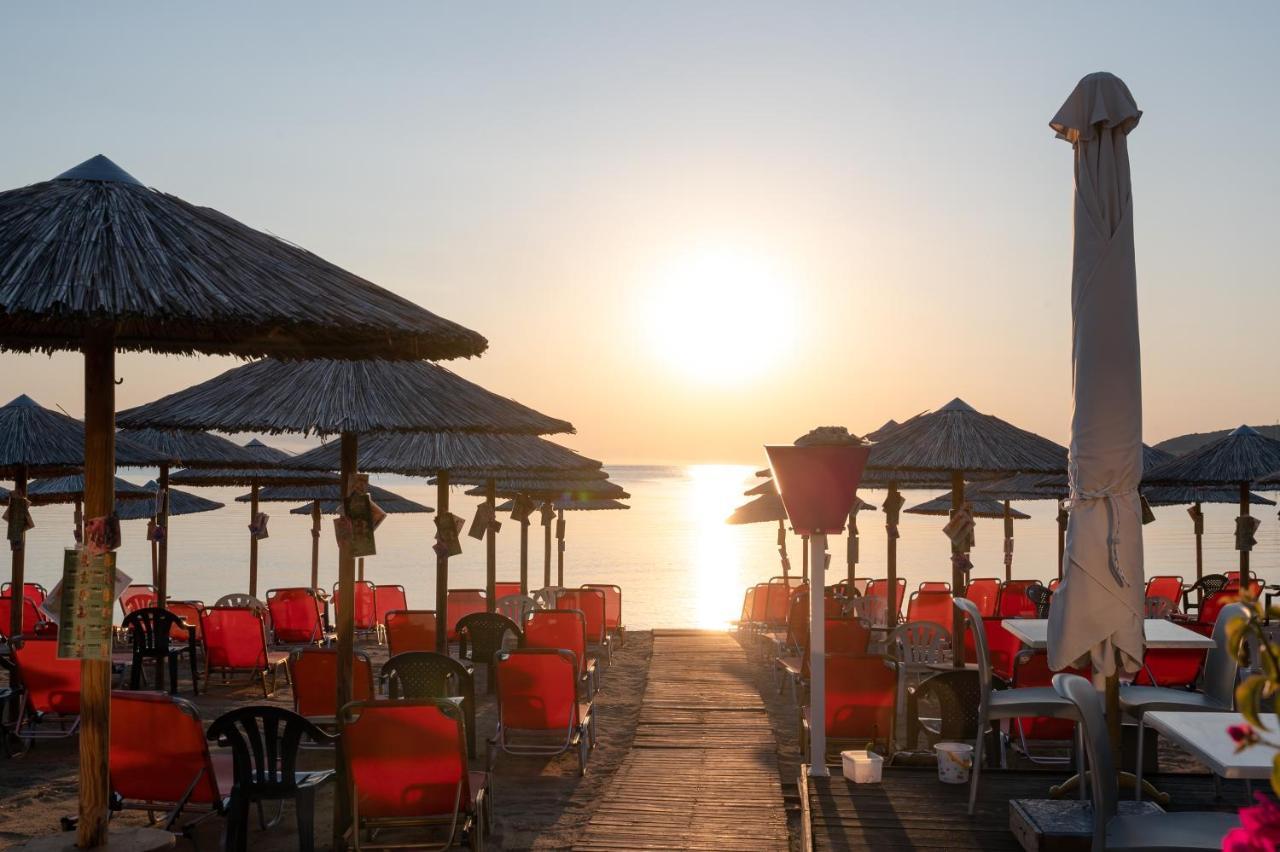 Blue Wave Luxury Suites Nea Iraklitsa Esterno foto