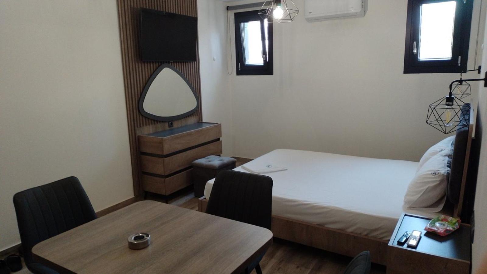 Blue Wave Luxury Suites Nea Iraklitsa Camera foto